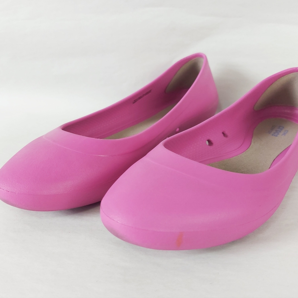 Crocs Women Lina Barbiecore Ballet Flats Size 8 Pink Chic Lightweight Slip-on - Picture 4 of 11